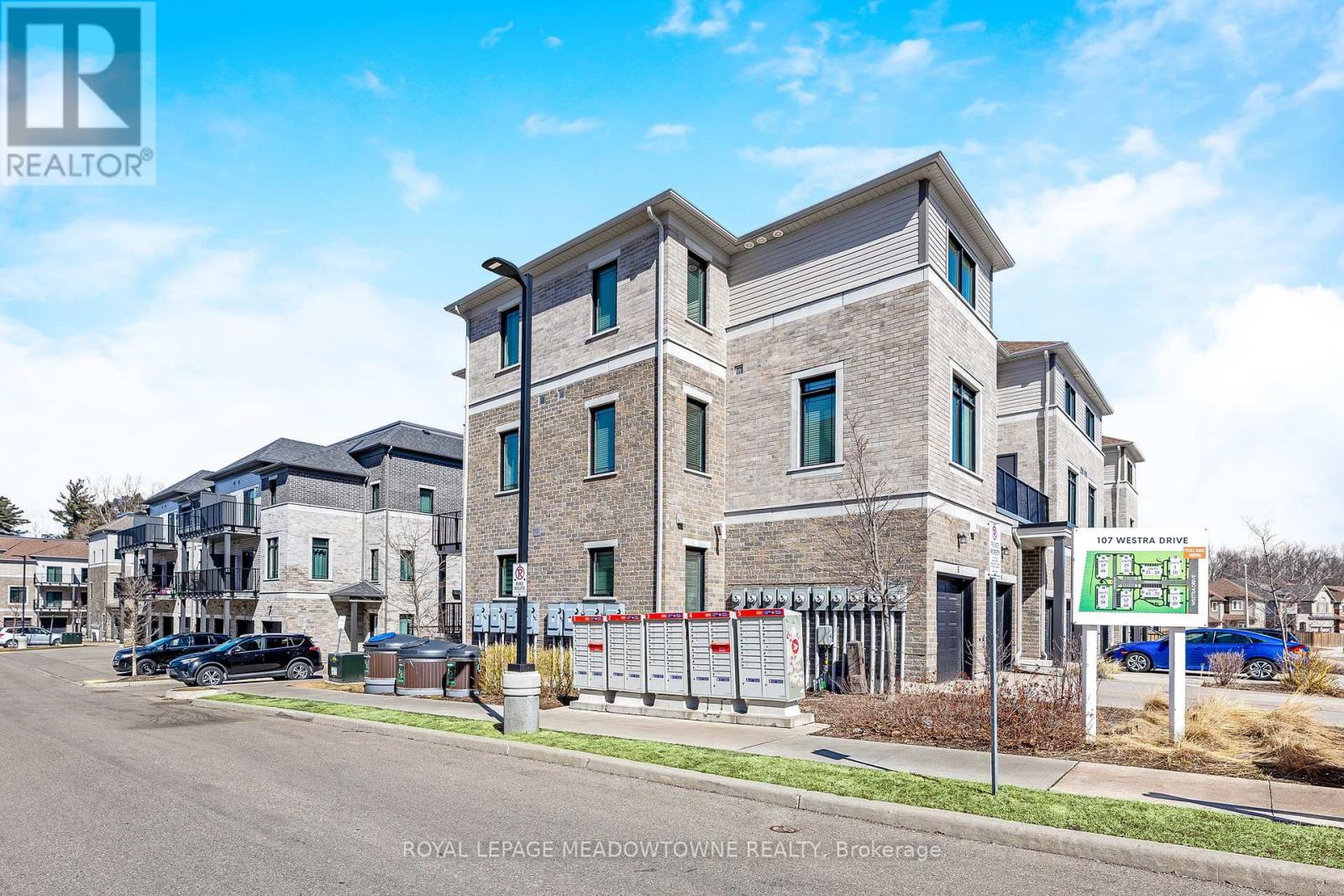 7 - 107 Westra Drive, Guelph, Ontario  N1K 0A5 - Photo 3 - X12156913