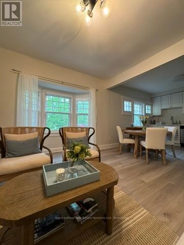 2 - 225 Trafalgar Road, Oakville, Ontario  L6J 3G9 - Photo 5 - W12156930