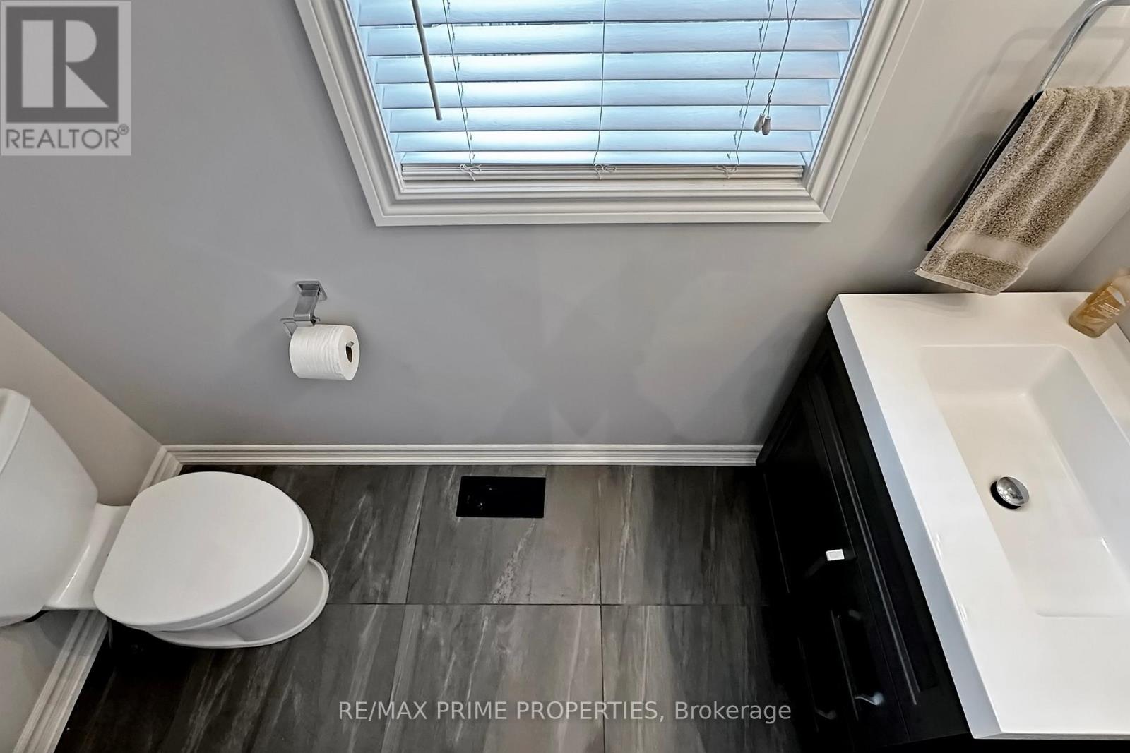 947 Booth Avenue, Innisfil, Ontario  L9S 0A5 - Photo 10 - N12127504