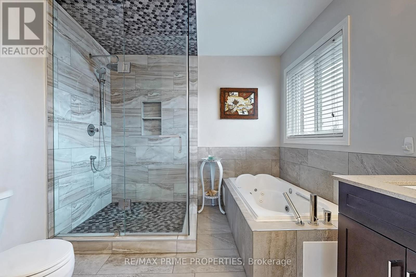 947 Booth Avenue, Innisfil, Ontario  L9S 0A5 - Photo 15 - N12127504