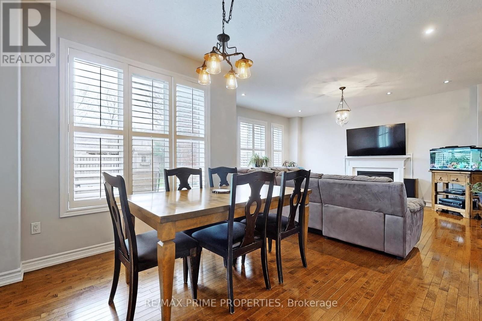 947 Booth Avenue, Innisfil, Ontario  L9S 0A5 - Photo 5 - N12127504
