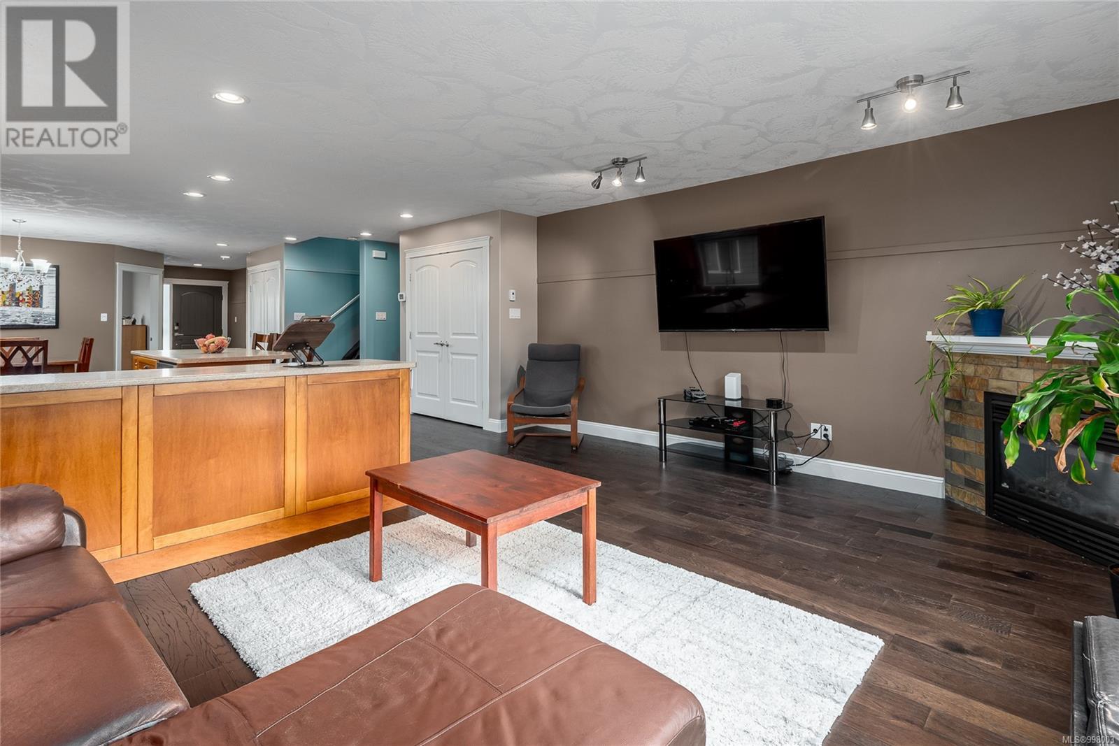 2457 Canuck Pl, Comox, British Columbia  V9M 0A2 - Photo 11 - 998003