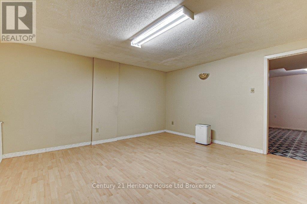 Photo 17 of 26 for 2 - 1215 Cheapside Street