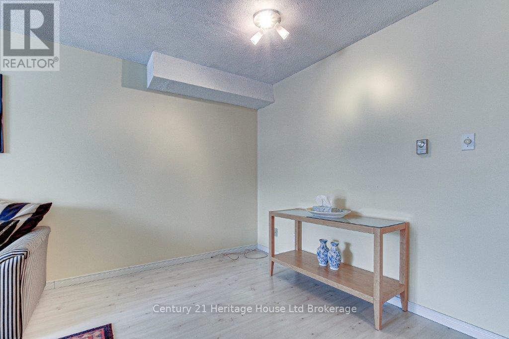 2 - 1215 Cheapside Street, London East, Ontario  N5Y 5J9 - Photo 4 - X11997402