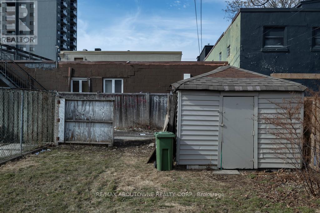 131 West Avenue N, Hamilton, Ontario  L8L 5C4 - Photo 29 - X12156943