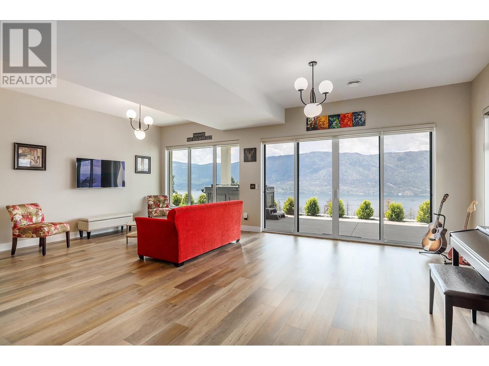 9814 Beacon Hill Crescent, Lake Country, British Columbia  V4V 0A9 - Photo 22 - 10348188