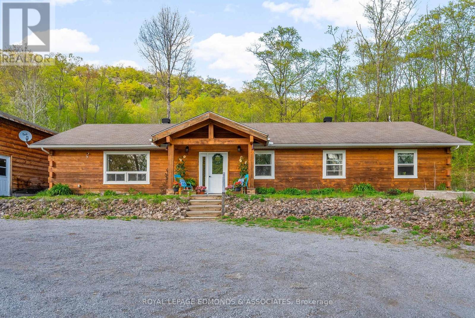864 TRAMORE ROAD, North Algona Wilberforce, Ontario