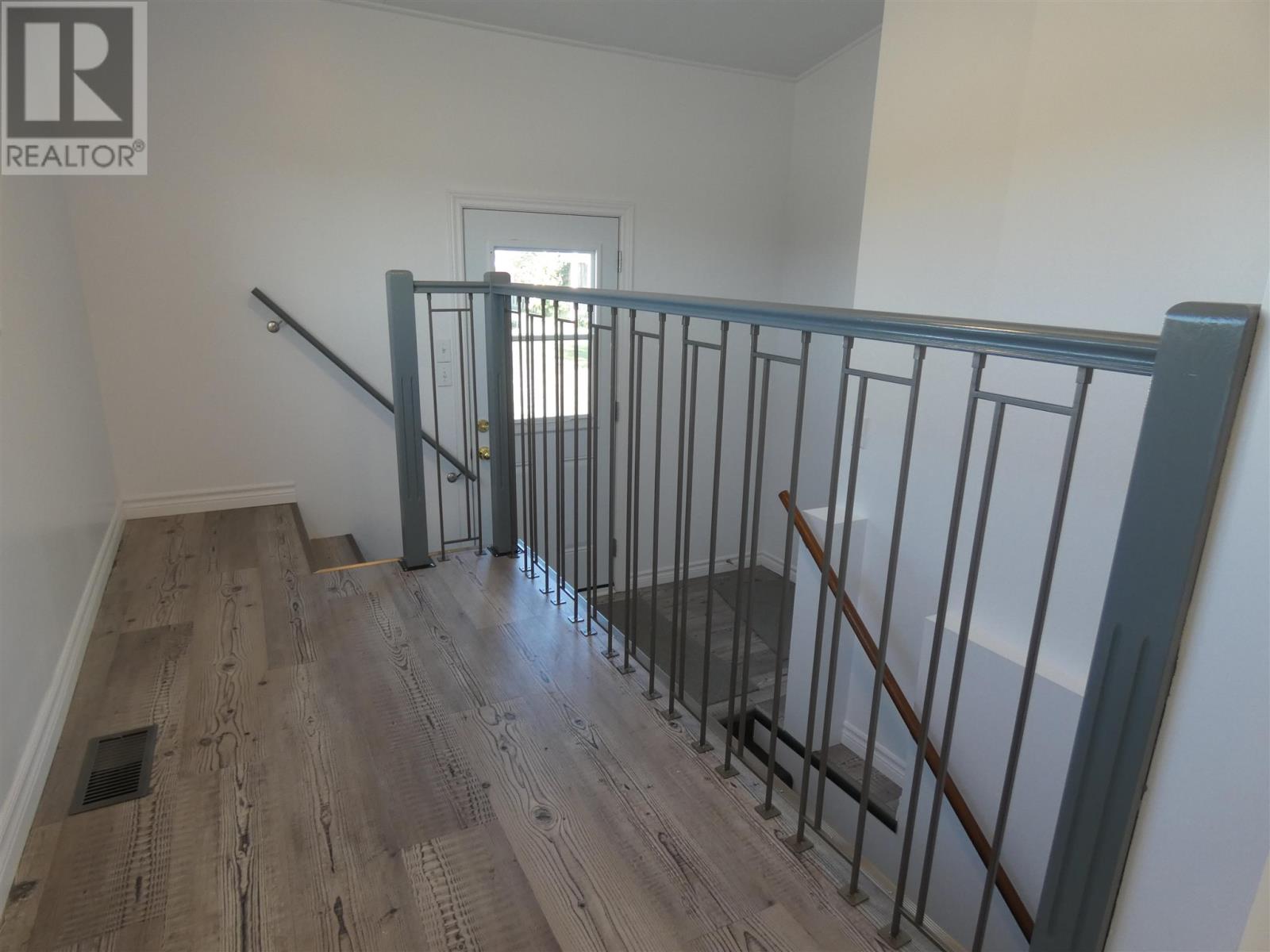 101 Keewatin St, Longlac, Ontario  P0T 2A0 - Photo 12 - TB242540