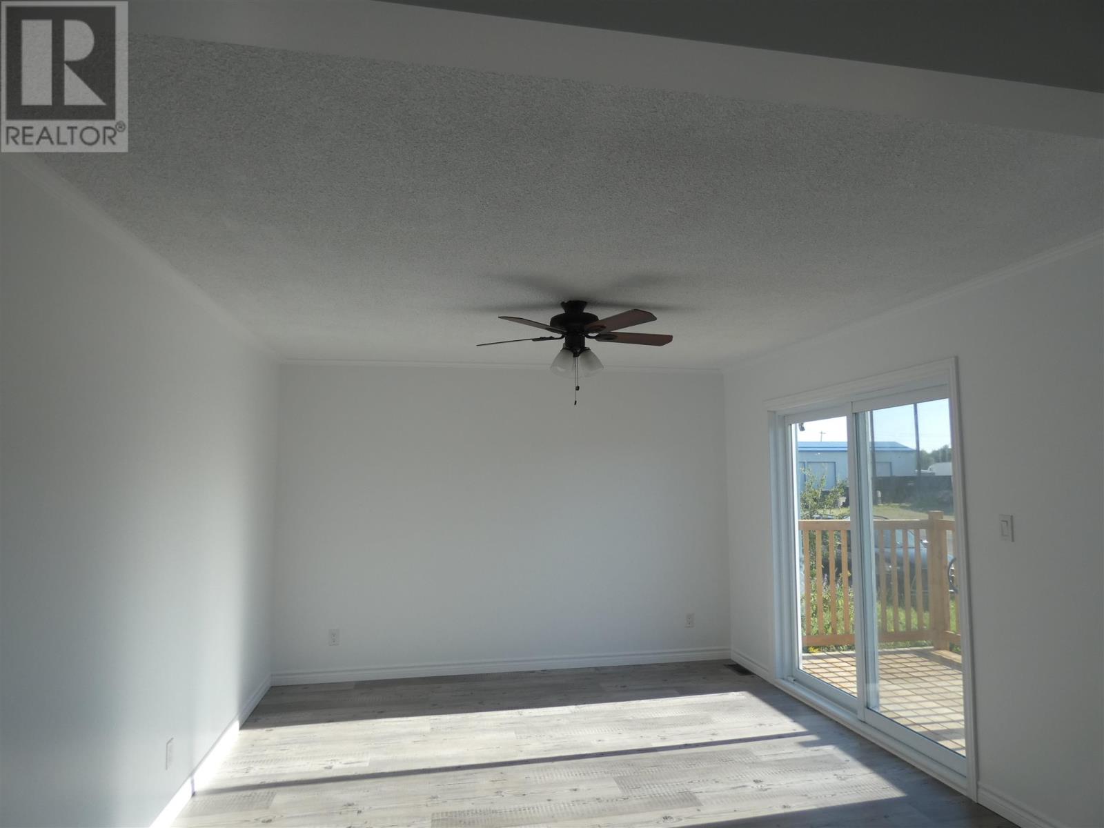101 Keewatin St, Longlac, Ontario  P0T 2A0 - Photo 7 - TB242540