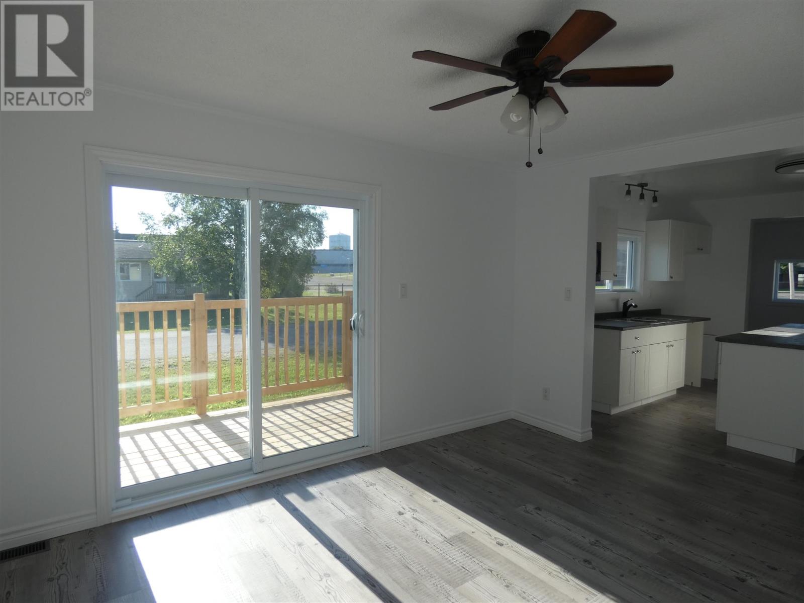 101 Keewatin St, Longlac, Ontario  P0T 2A0 - Photo 5 - TB242540