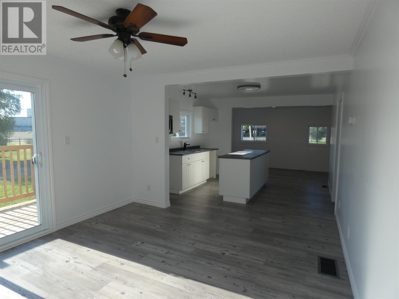 101 Keewatin St, Longlac, Ontario  P0T 2A0 - Photo 6 - TB242540
