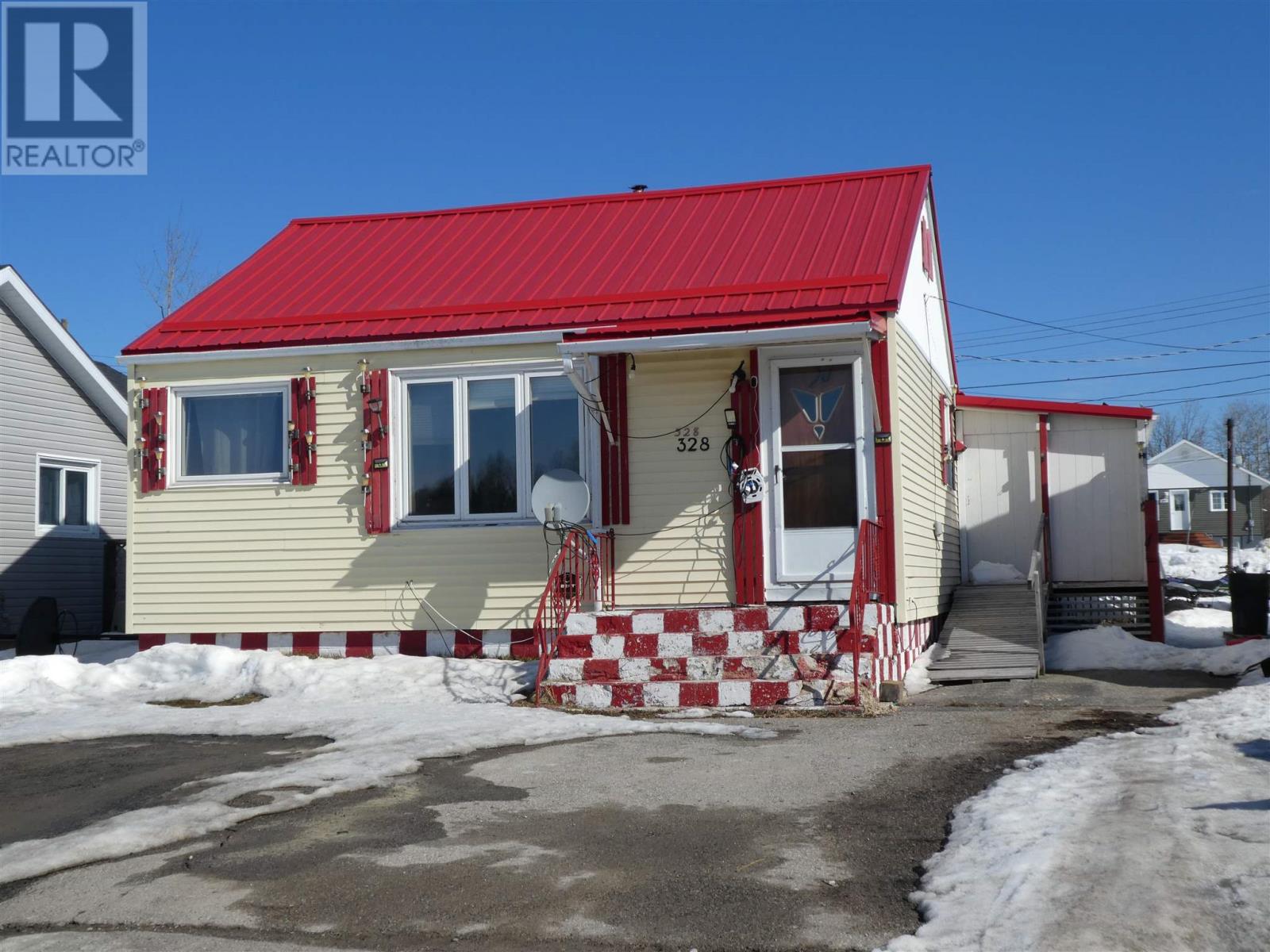 328 Ball Park CRES, Geraldton, Ontario