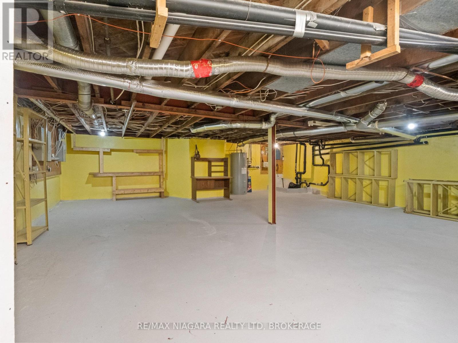 61 Queen Street, Fort Erie (Central), Ontario  L2A 1T7 - Photo 41 - X12156973