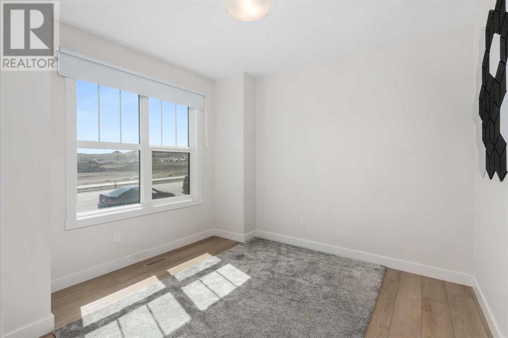 Property at 362 Alpine Avenue SW image 5