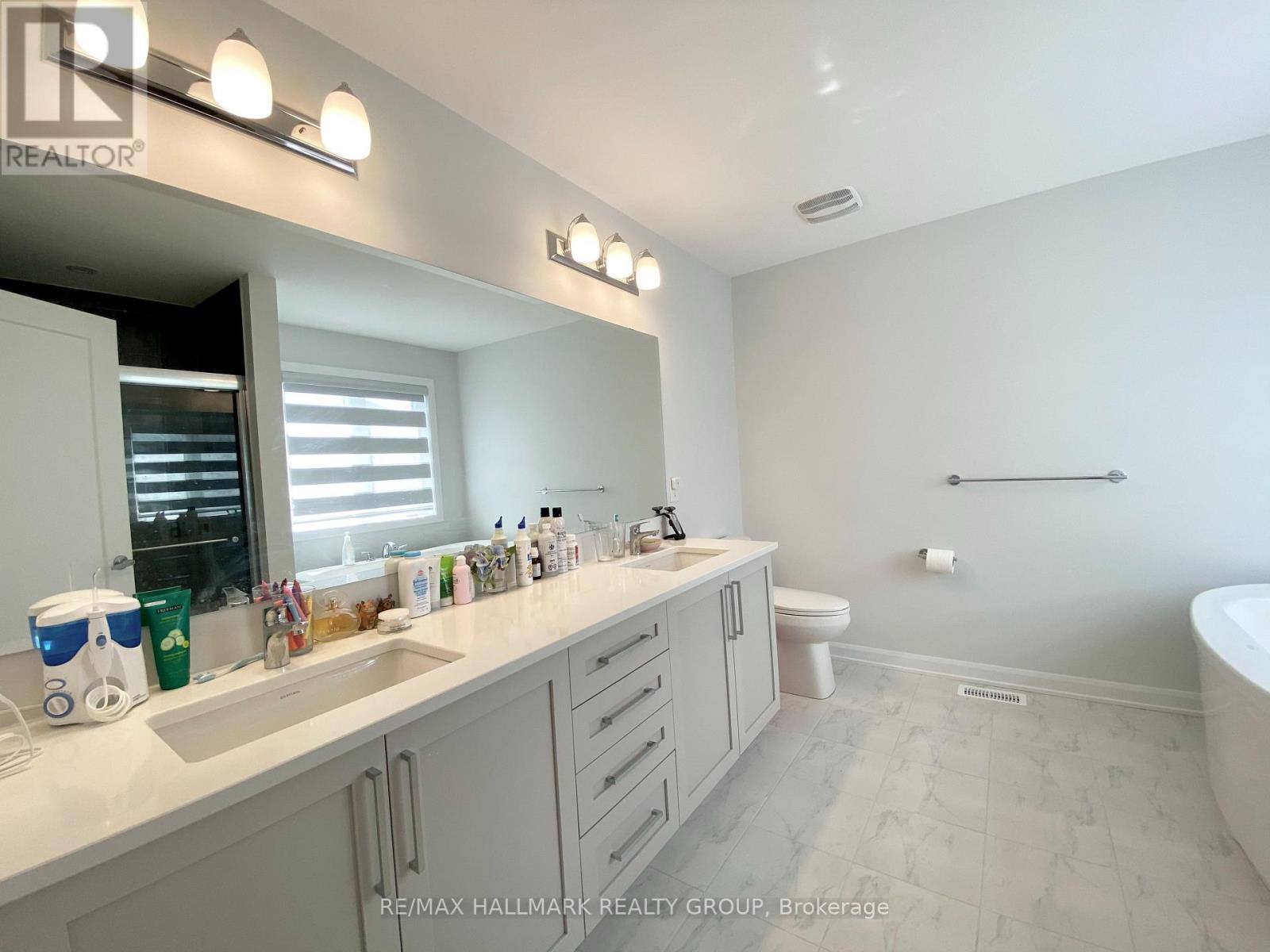 46 Eramosa Crescent, Ottawa, Ontario  K2T 0R3 - Photo 19 - X12156974