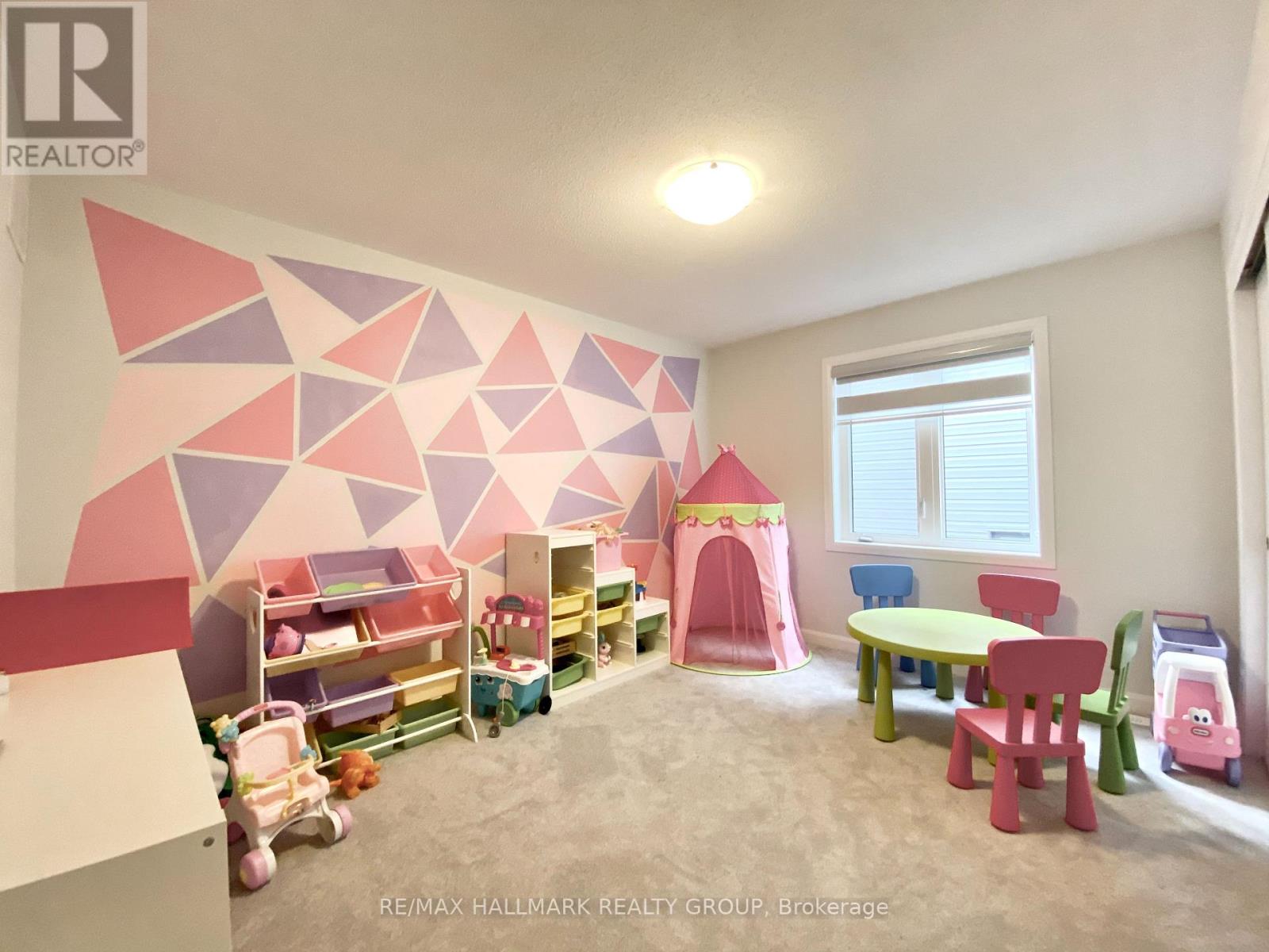 46 Eramosa Crescent, Ottawa, Ontario  K2T 0R3 - Photo 26 - X12156974