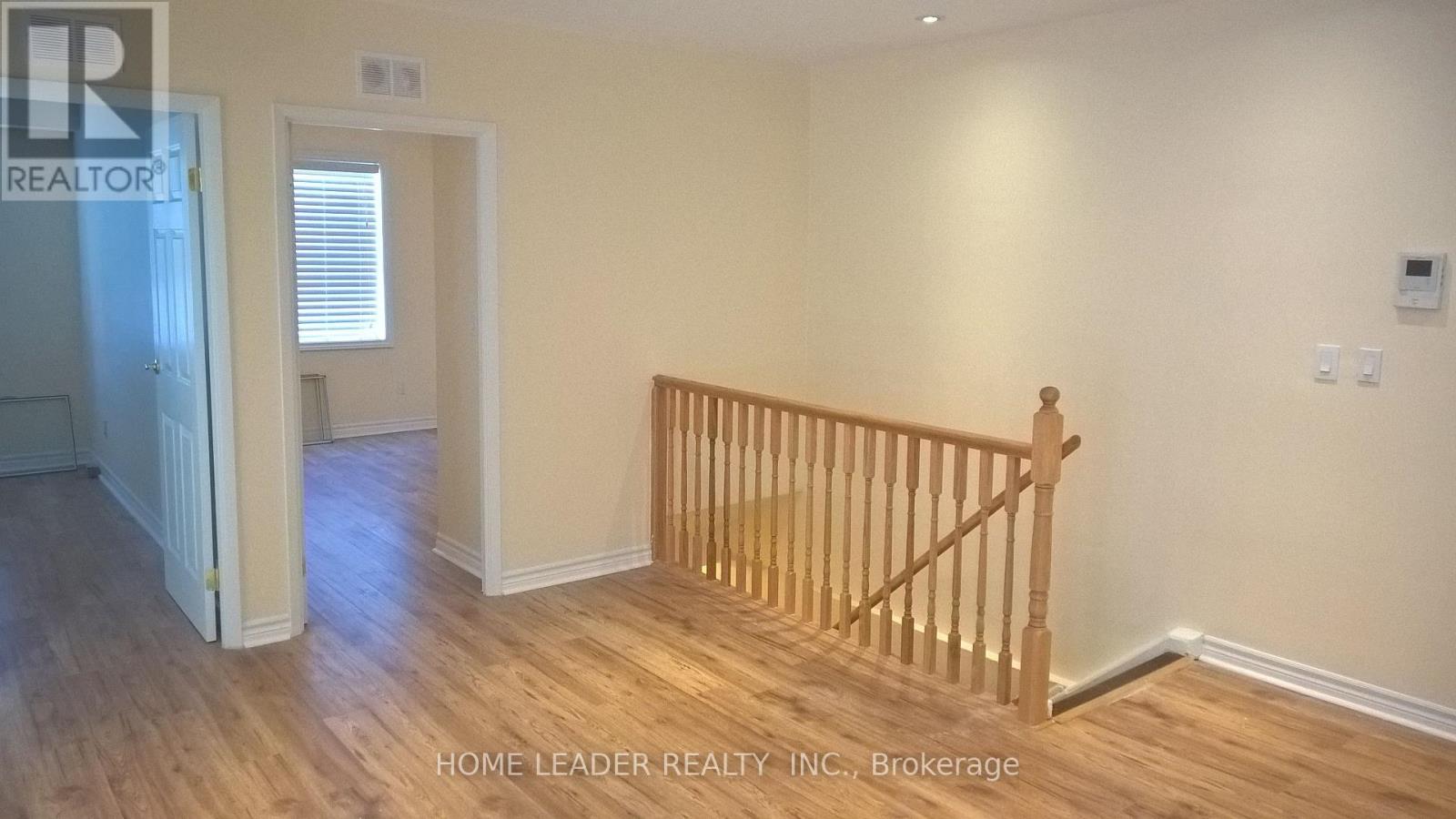 2 - 3856 Bathurst Street, Toronto, Ontario  M3H 3N3 - Photo 2 - C12156946