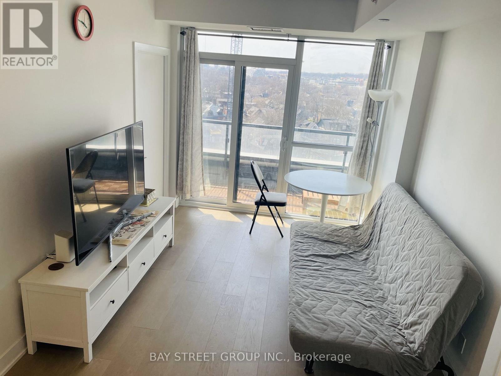 1001 - 181 Bedford Road, Toronto, Ontario  M5R 0C2 - Photo 7 - C12156997
