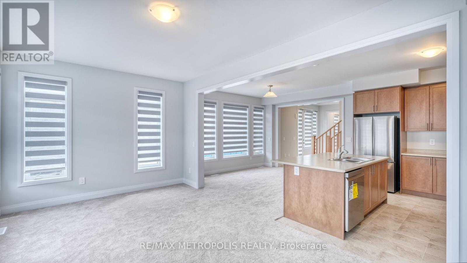 34 Walters Street, Kawartha Lakes, Ontario  K9V 6A9 - Photo 10 - X12156620