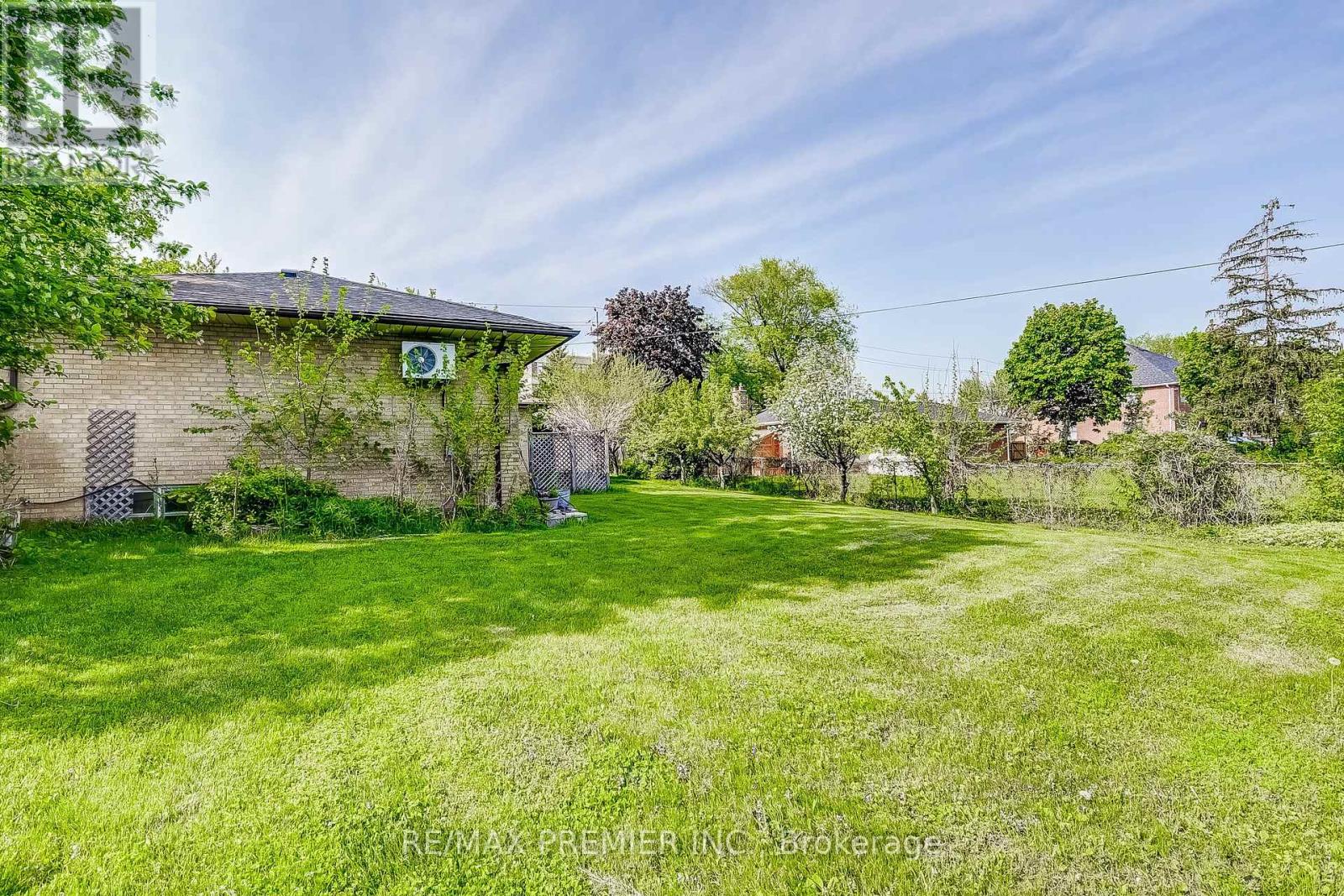 1 Gram Street, Vaughan (Maple), Ontario  L6A 3Z2 - Photo 32 - N12156970