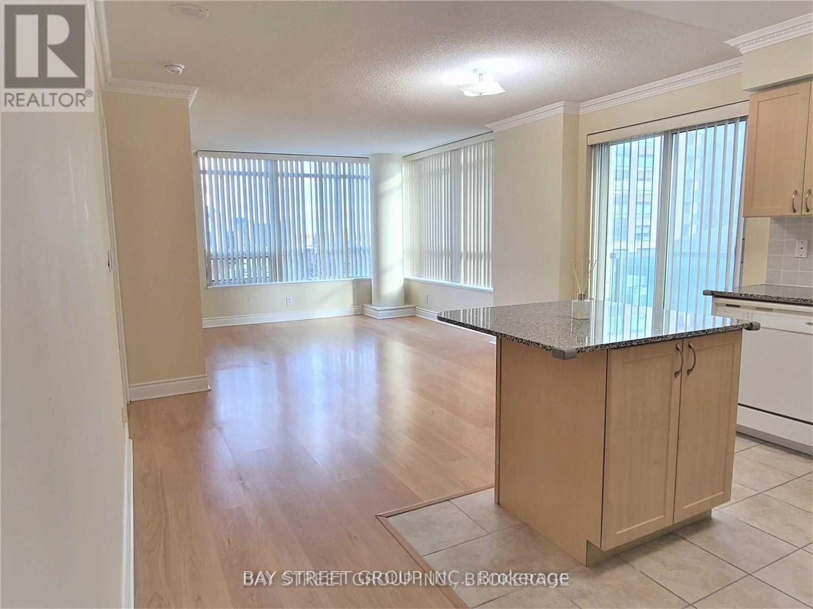 302 - 55 South Town Centre Boulevard, Markham, Ontario  L6G 0B1 - Photo 6 - N12156989