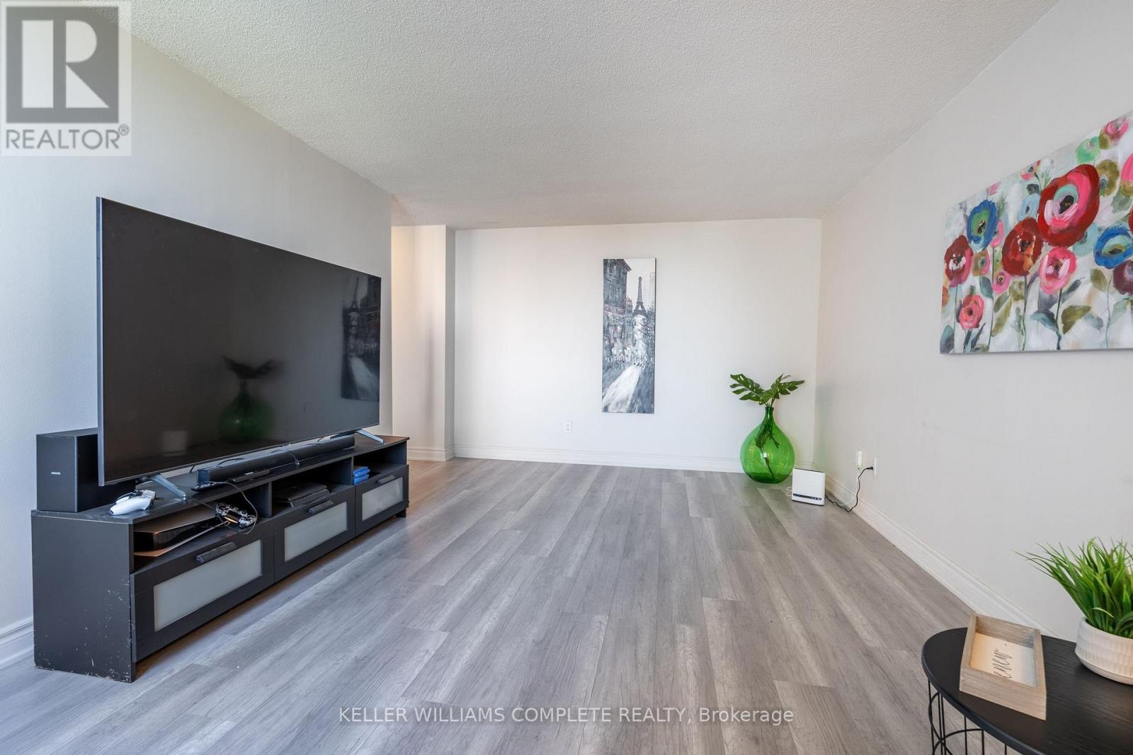 2302 - 3650 Kaneff Crescent, Mississauga, Ontario  L5A 4A1 - Photo 14 - W12156958