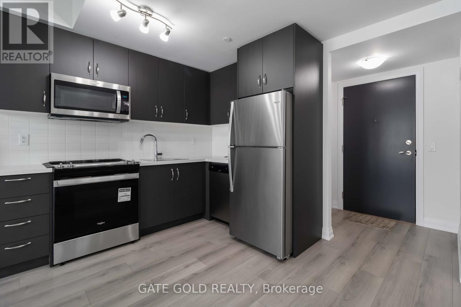 206 - 95 Attmar Drive, Brampton, Ontario  L6P 0Y6 - Photo 17 - W12156979