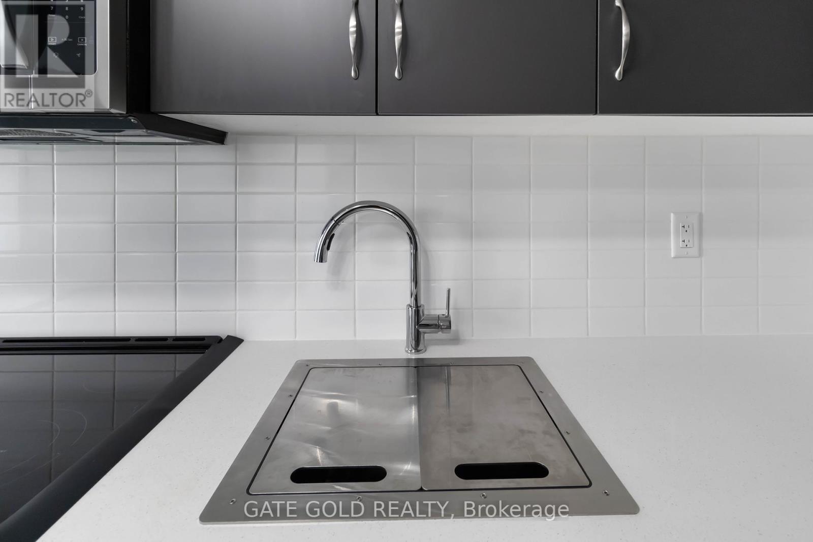 206 - 95 Attmar Drive, Brampton, Ontario  L6P 0Y6 - Photo 18 - W12156979