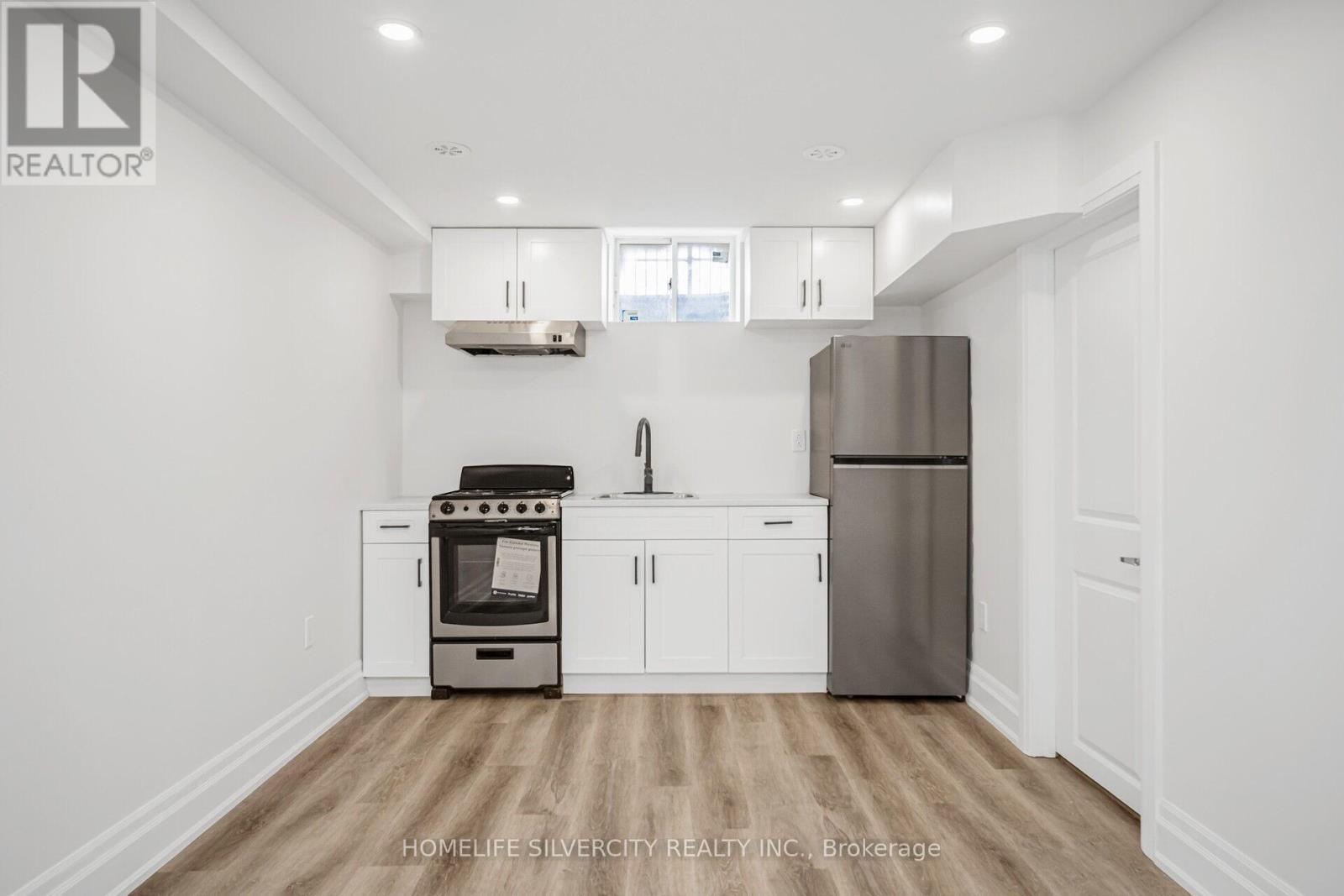 21 Gemma Place, Brampton, Ontario  L6Z 0J5 - Photo 40 - W12156984