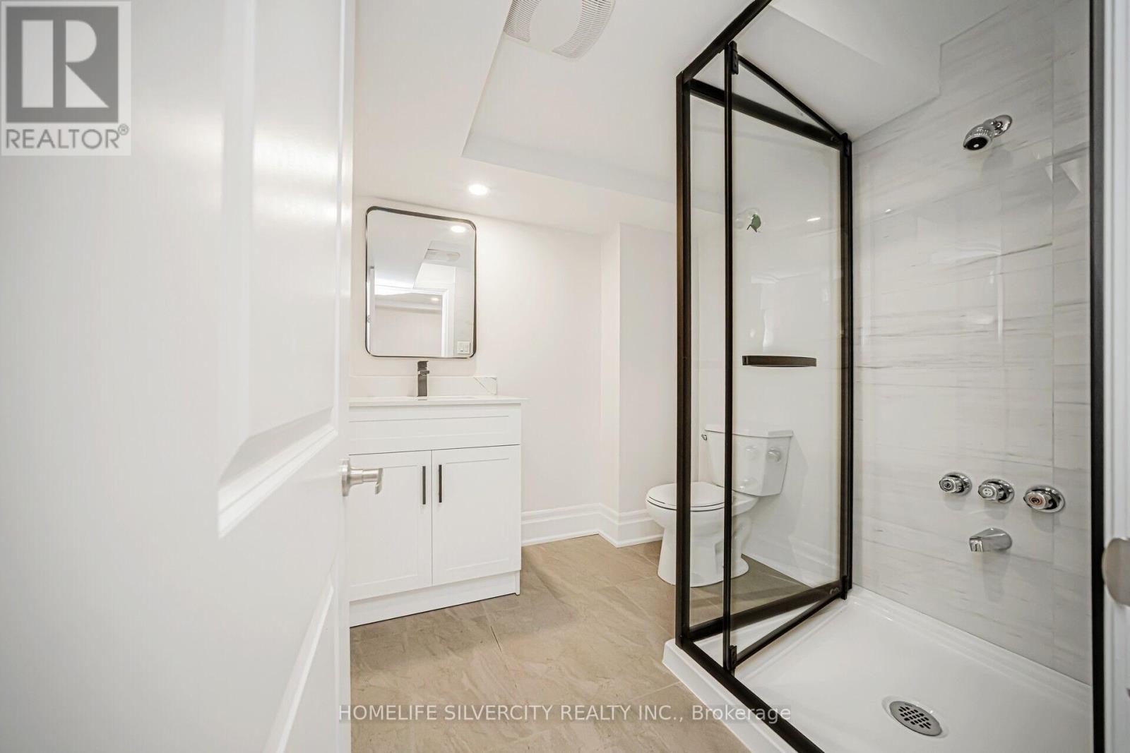21 Gemma Place, Brampton, Ontario  L6Z 0J5 - Photo 41 - W12156984