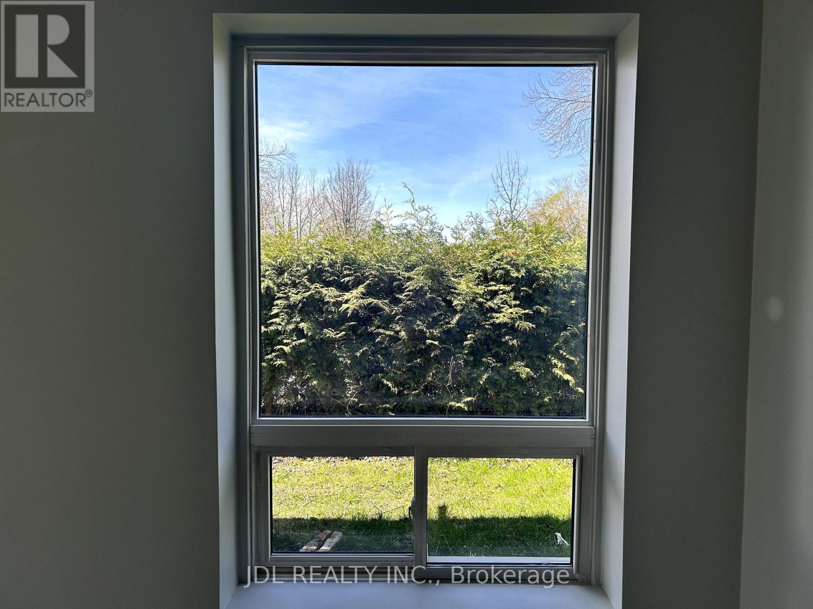 Unit 2 - 212 Ways Bay Drive, Georgina, Ontario  L4P 2M7 - Photo 10 - N12152741