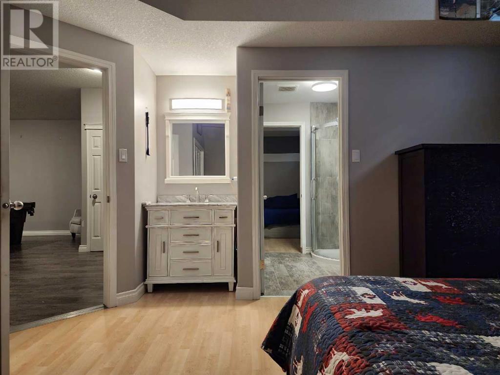 11 Link Spur, Claresholm, Alberta  T0L 0T0 - Photo 39 - A2197770