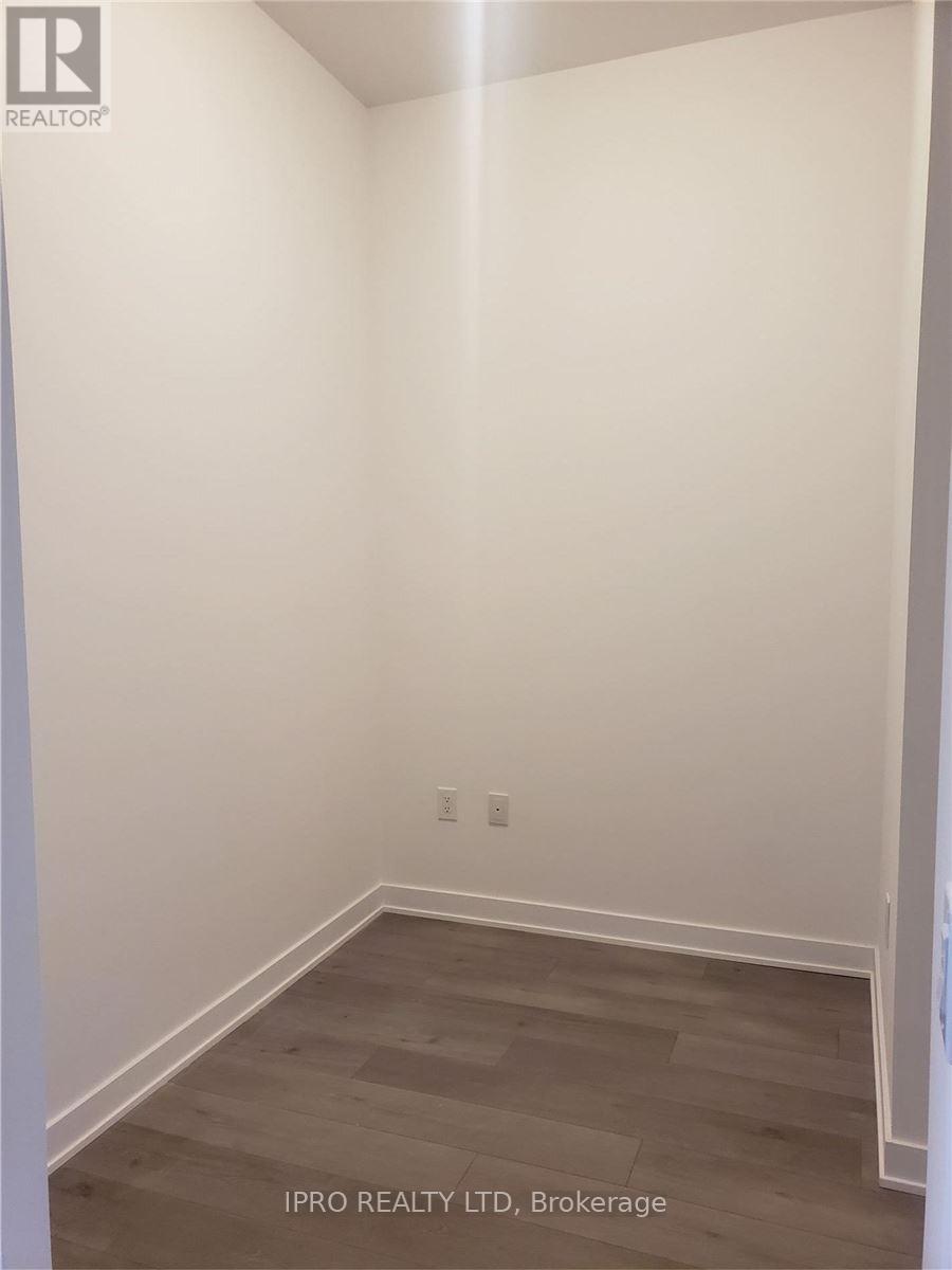 203 - 38 Honeycrisp Crescent, Vaughan (Vaughan Corporate Centre), Ontario  L4K 0M7 - Photo 8 - N12157009