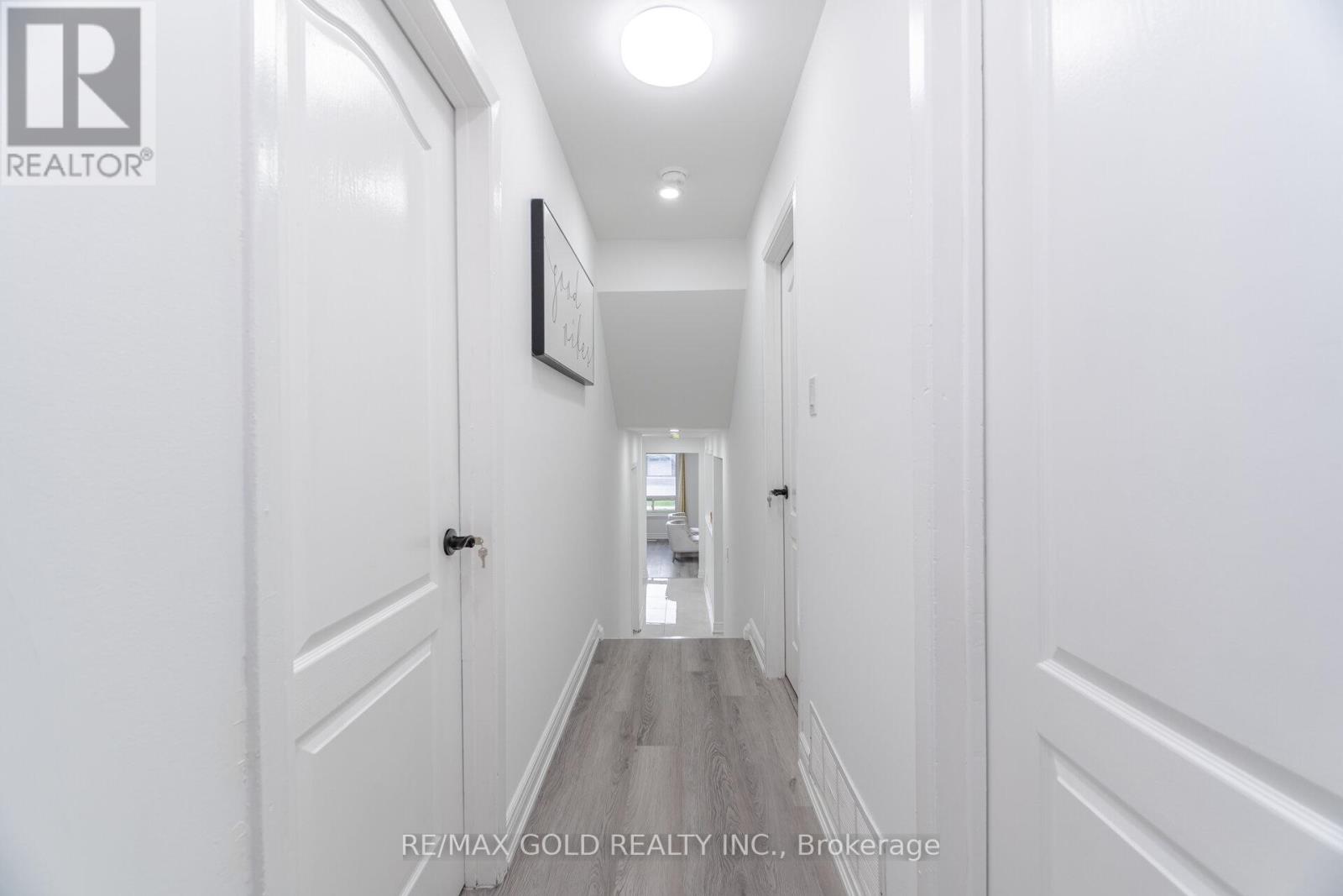 3068 Morning Star Drive, Mississauga (Malton), Ontario  L4T 1X2 - Photo 19 - W12157004