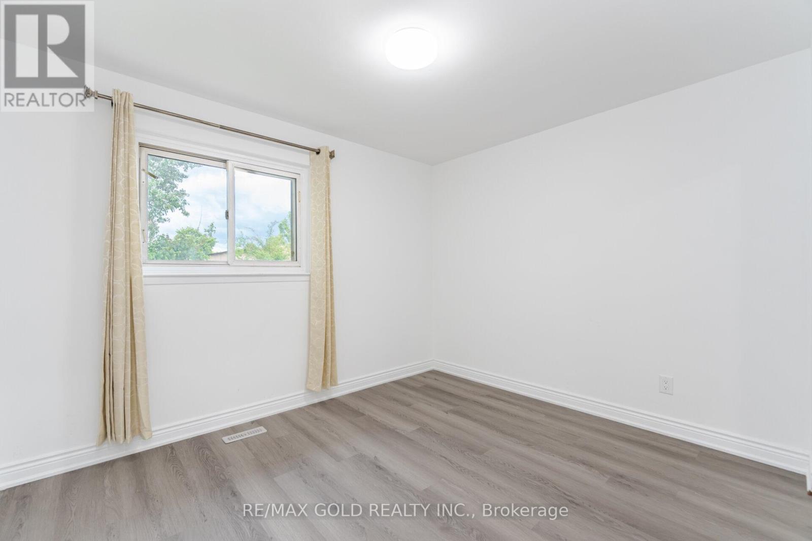 3068 Morning Star Drive, Mississauga (Malton), Ontario  L4T 1X2 - Photo 23 - W12157004