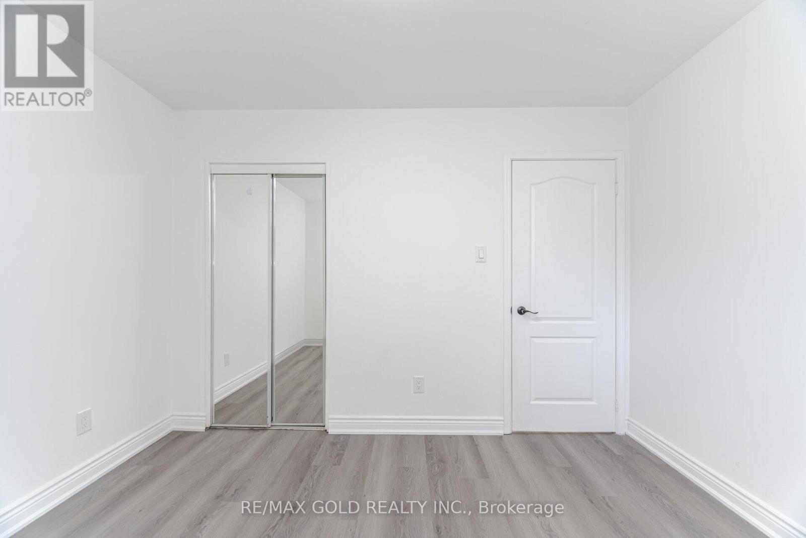 3068 Morning Star Drive, Mississauga (Malton), Ontario  L4T 1X2 - Photo 24 - W12157004