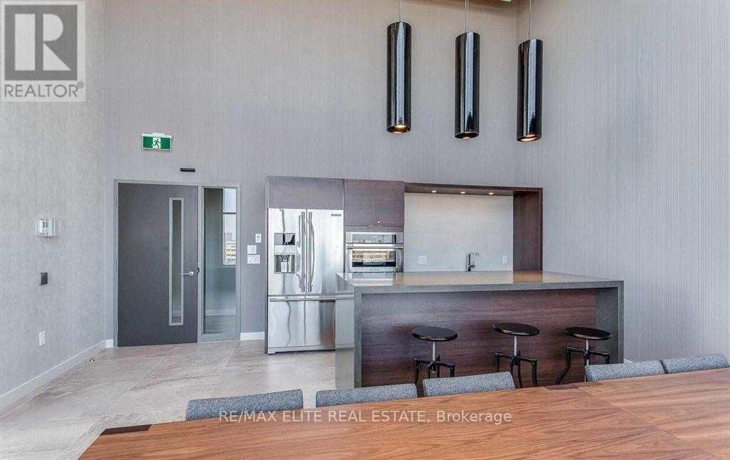 908 - 2560 Eglinton Avenue W, Mississauga, Ontario  L5M 0Y3 - Photo 10 - W12157011