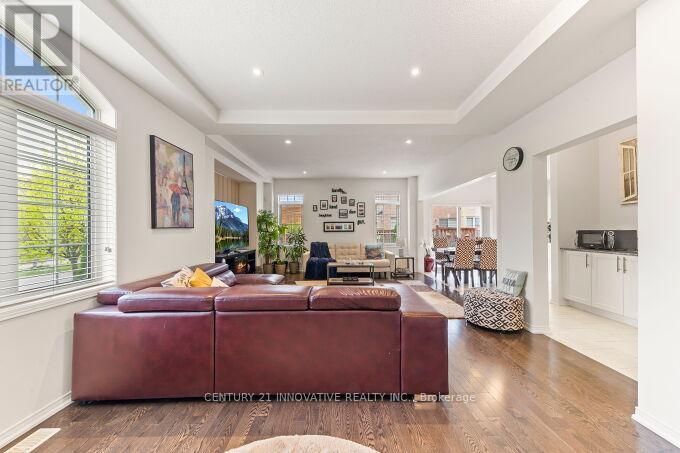 2 Raithby Crescent, Ajax, Ontario  L1Z 0S2 - Photo 6 - E12152546