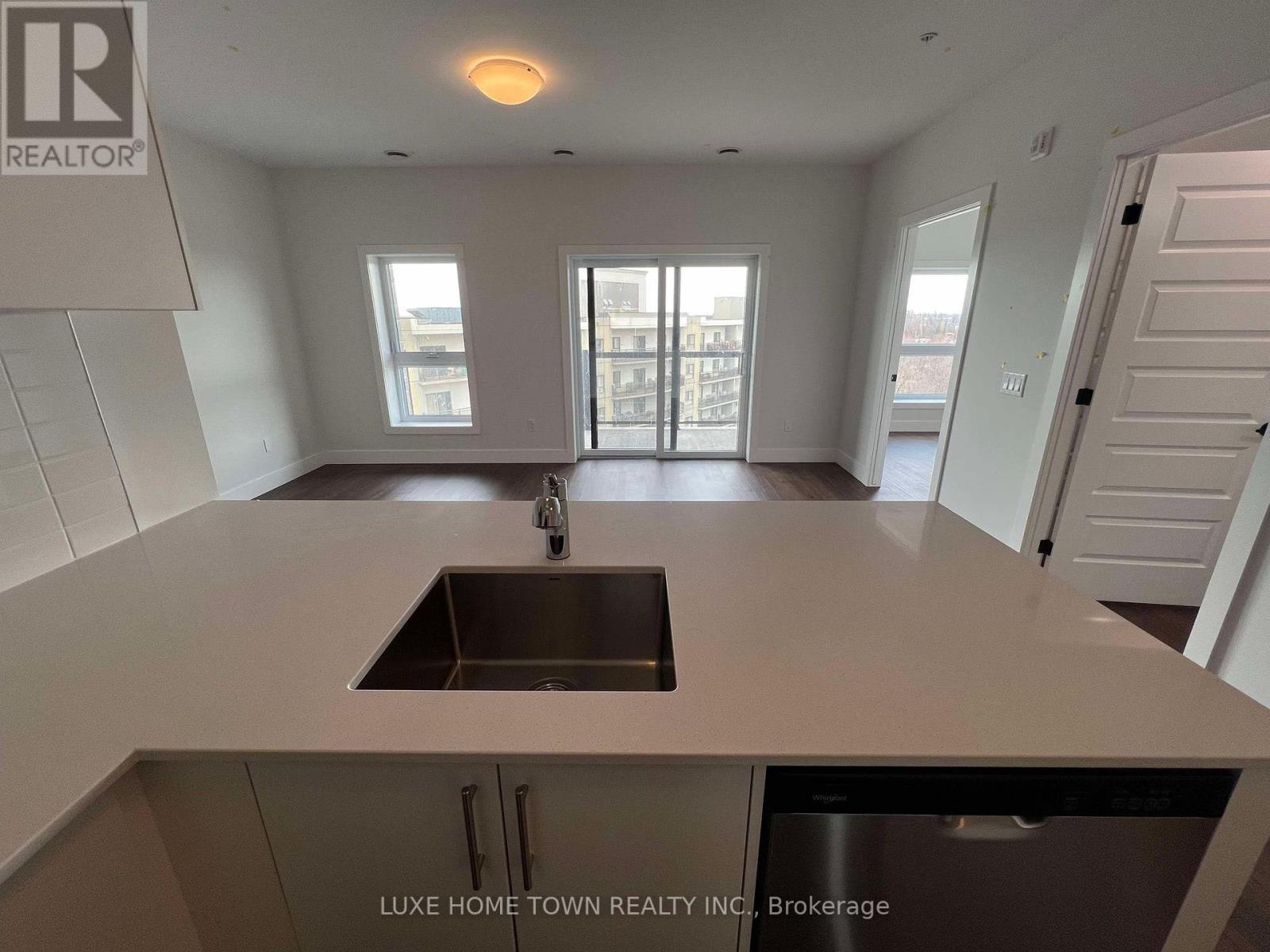 606 - 1000 Lackner Place, Kitchener, Ontario  N2A 0L9 - Photo 6 - X12156999