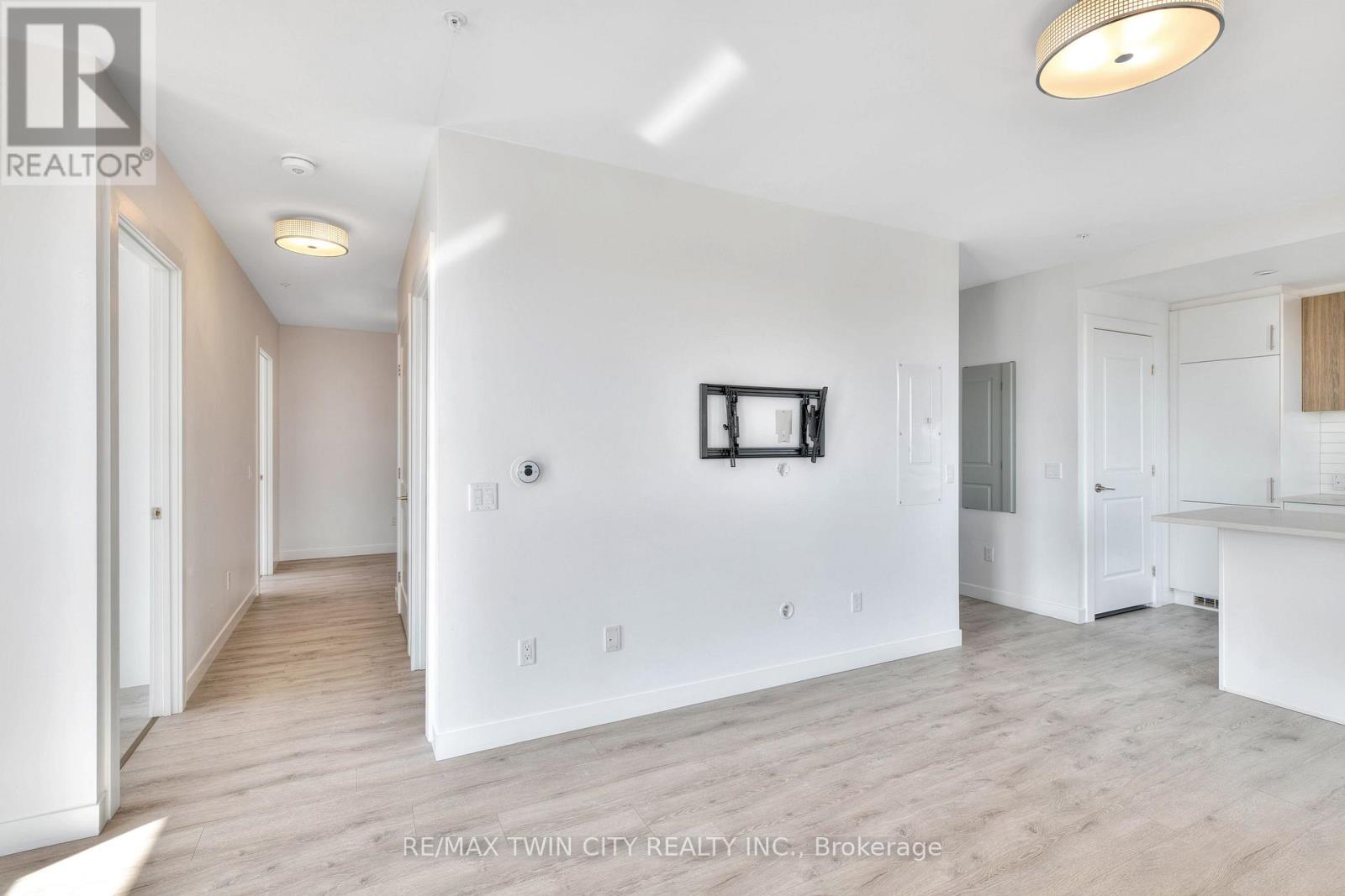 914 - 181 King Street S, Waterloo, Ontario  N2J 0E7 - Photo 13 - X12157016
