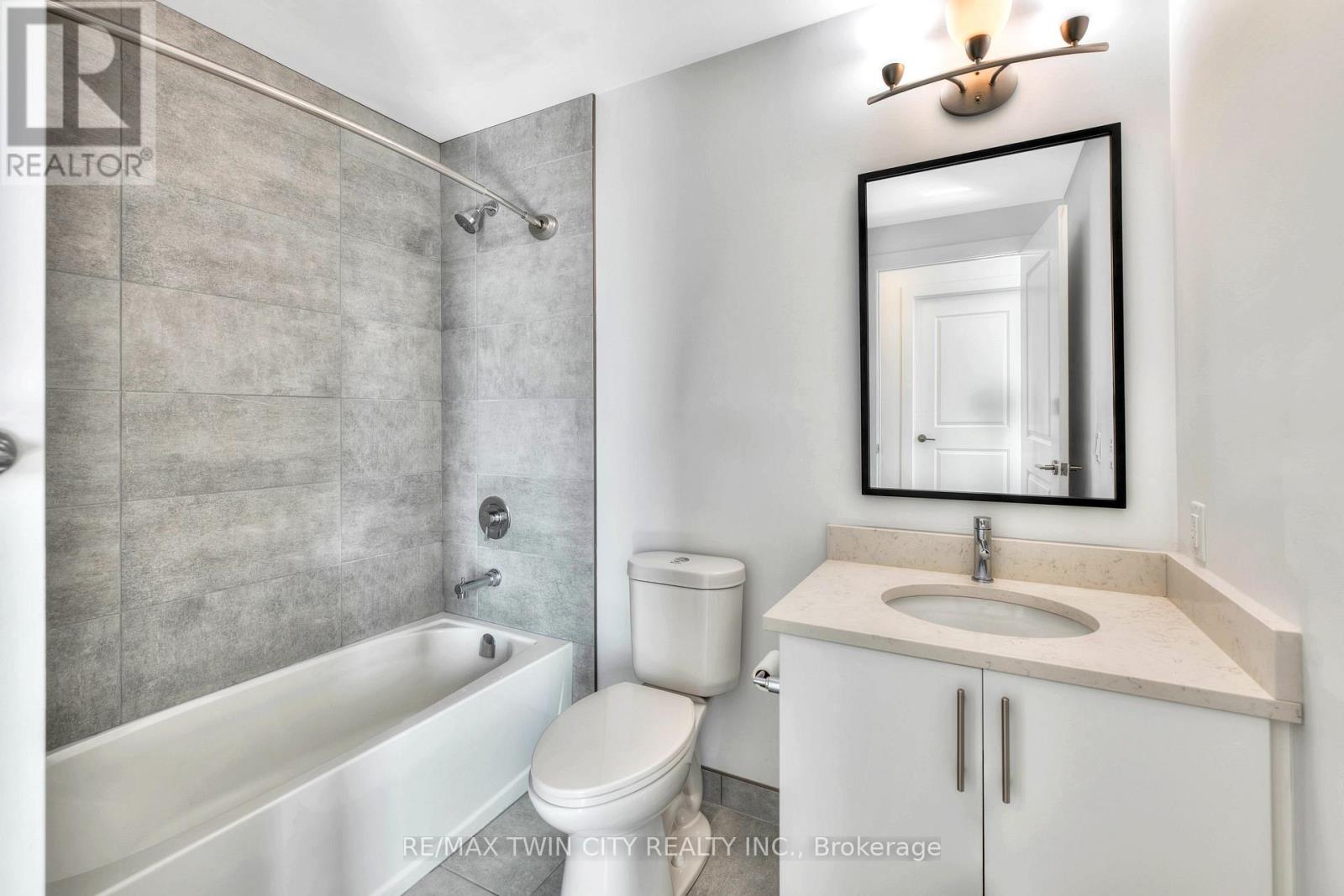 914 - 181 King Street S, Waterloo, Ontario  N2J 0E7 - Photo 17 - X12157016