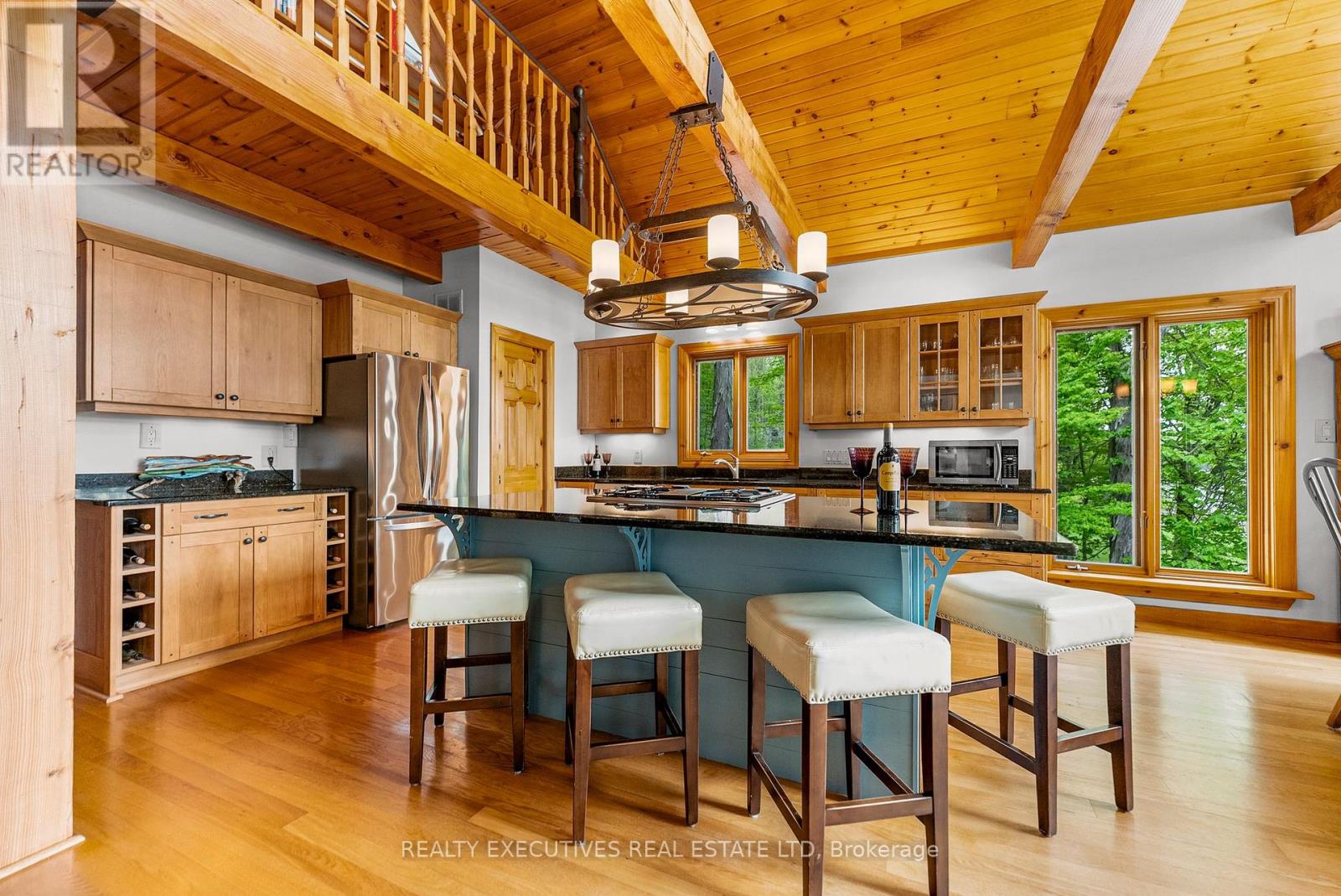 106 Black Snake Lane N, Frontenac Islands, Ontario  K0E 1L0 - Photo 22 - X12156950