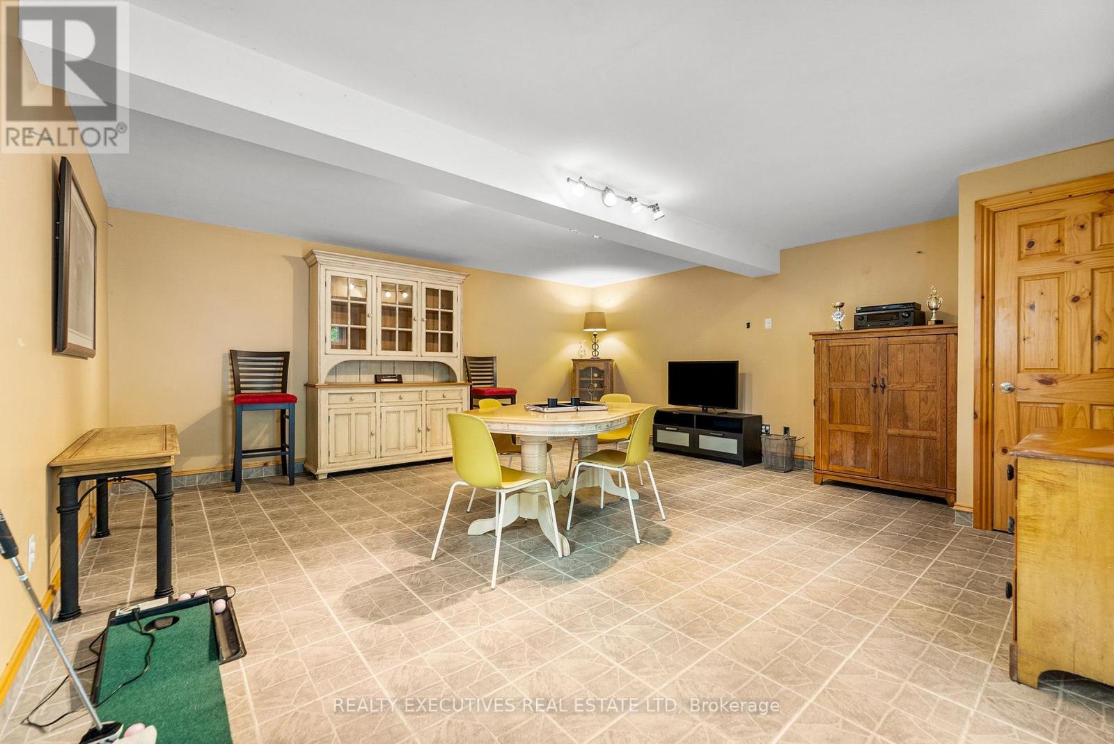 106 Black Snake Lane N, Frontenac Islands, Ontario  K0E 1L0 - Photo 45 - X12156950