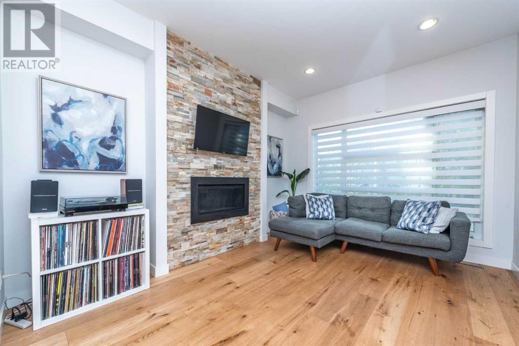 Property at 2733 19 Avenue SW image 2