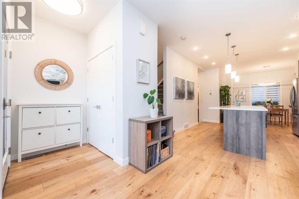 Property at 2733 19 Avenue SW image 4