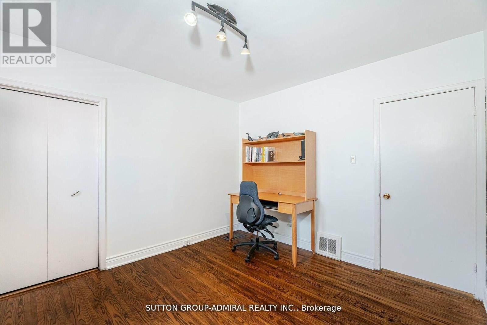 23 Vinci Crescent, Toronto, Ontario  M3H 2Y6 - Photo 18 - C12157030