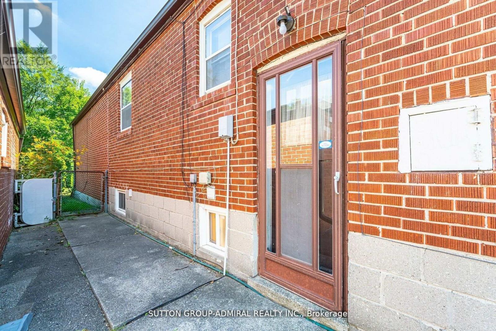 23 Vinci Crescent, Toronto, Ontario  M3H 2Y6 - Photo 20 - C12157030