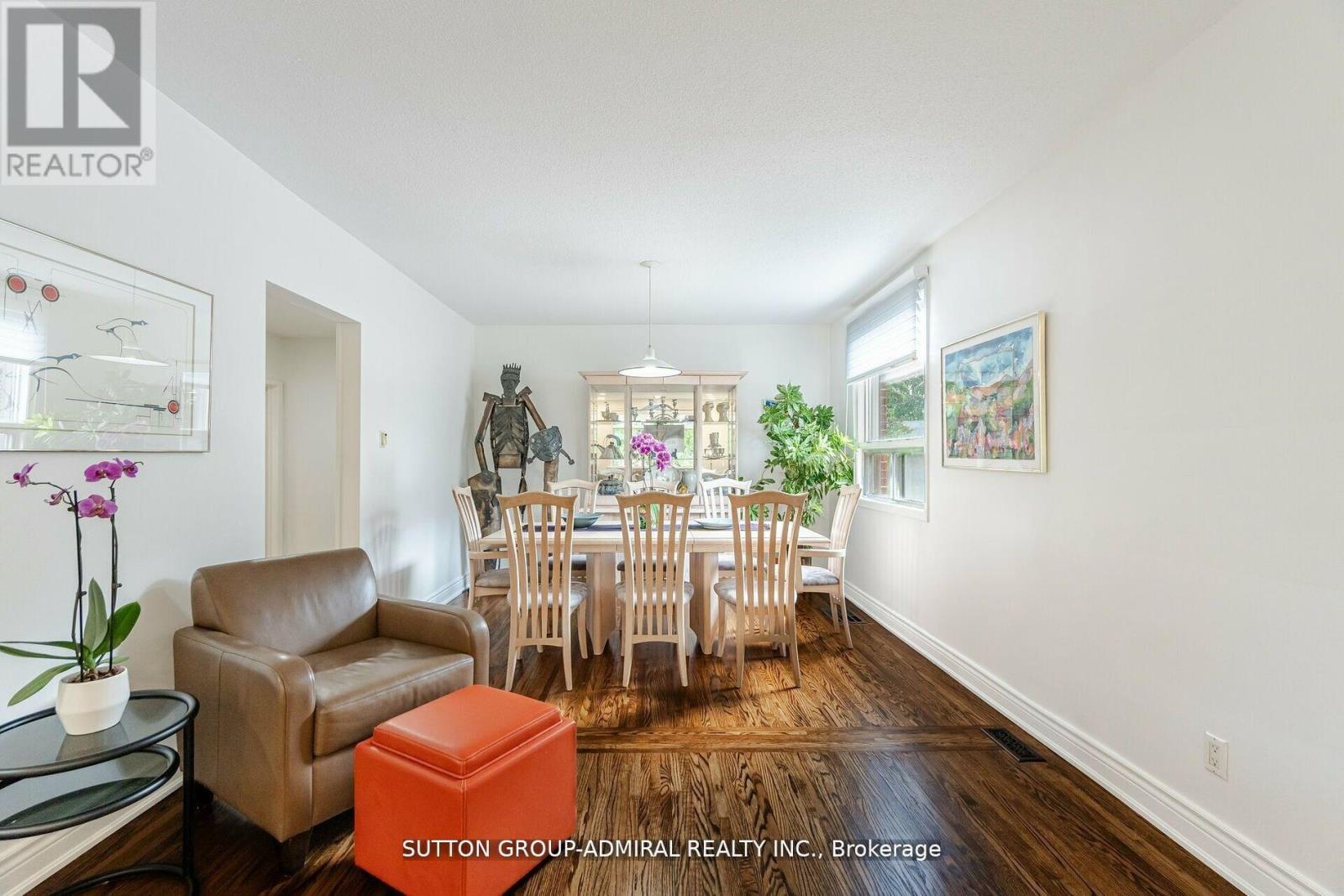 23 Vinci Crescent, Toronto, Ontario  M3H 2Y6 - Photo 5 - C12157030