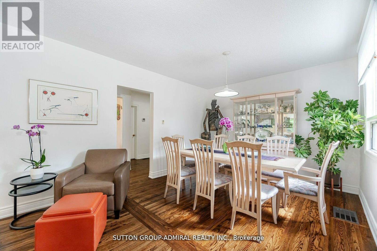 23 Vinci Crescent, Toronto, Ontario  M3H 2Y6 - Photo 6 - C12157030