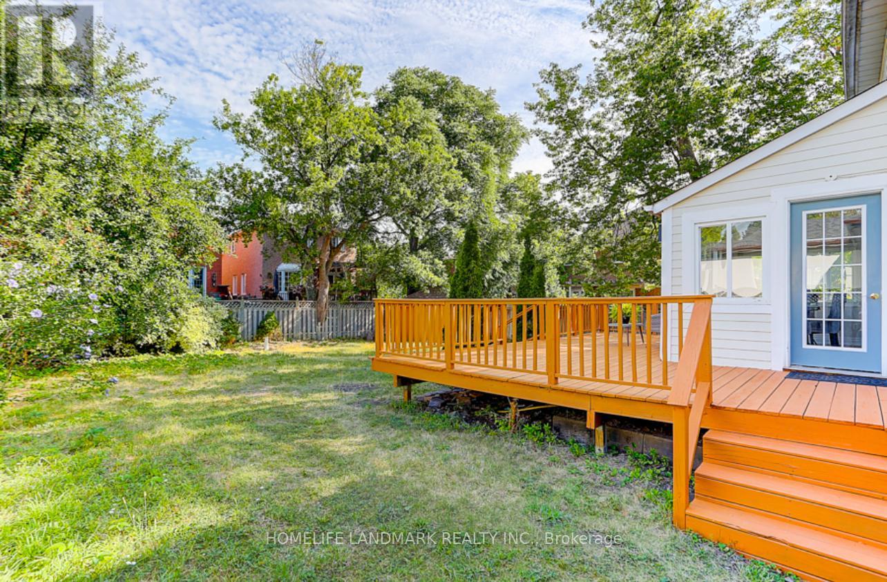 115 Crosby Avenue, Richmond Hill, Ontario  L4C 2R3 - Photo 5 - N12157017